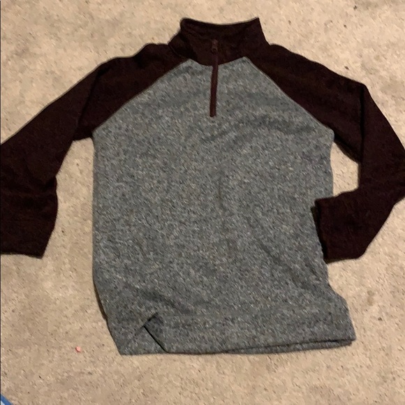 Old navy red/gray hood less sweater - Picture 1 of 1